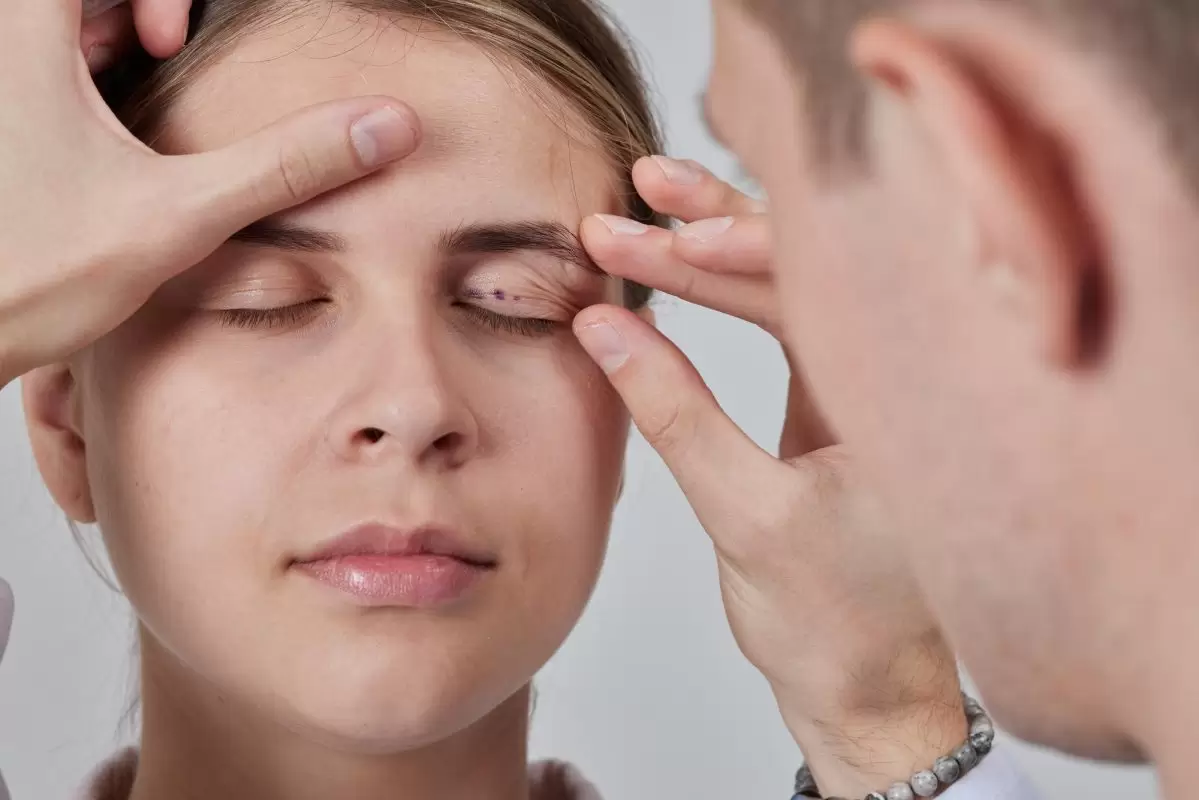 روش های تشخیص افتادگی پلک